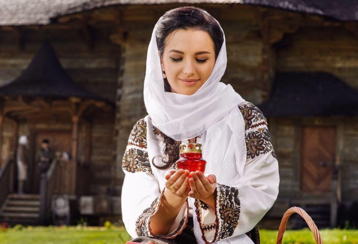 Doina Sulac, mamica de baiat! Vezi ce concerte planifica interpreta, dar si cine ii ajuta cu nou-nascutul: „Avem o bona care vine noaptea” - VIDEO Doina Sulac, mamica de baiat! Vezi ce concerte planifica interpreta, dar si cine ii ajuta cu nou-nascutul: „Avem o bona care vine noaptea” - VIDEO