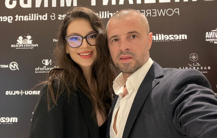 Imagini de arhiva! Pavel Stratan a distribuit un filmulet adorabil cu fiica sa, Cleopatra, de acum 17 ani - VIDEO Imagini de arhiva! Pavel Stratan a distribuit un filmulet adorabil cu fiica sa, Cleopatra, de acum 17 ani - VIDEO