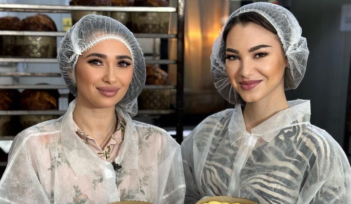 Reporterele de la O Seara Perfecta, Iulia Deliu si Madalina Sorocovschi s-au intrecut la copt pasca! Vezi cine a castigat aceasta competitie - VIDEO Reporterele de la O Seara Perfecta, Iulia Deliu si Madalina Sorocovschi s-au intrecut la copt pasca! Vezi cine a castigat aceasta competitie - VIDEO