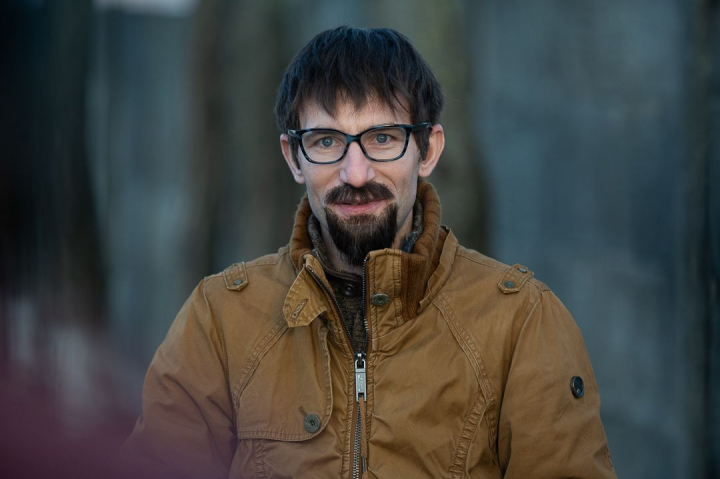 Ion Paladi a intrat sub acoperire in propria companie! Vezi daca l-au recunoscut sau nu angajatii - FOTO/VIDEO 