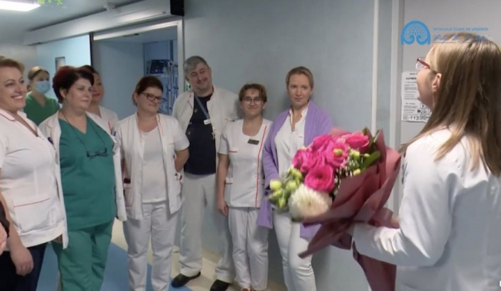 Miracol de Paste: o tanara din Romania s-a trezit din coma dupa 23 de zile! „Am inceput sa plang” Miracol de Paste: o tanara din Romania s-a trezit din coma dupa 23 de zile! „Am inceput sa plang”