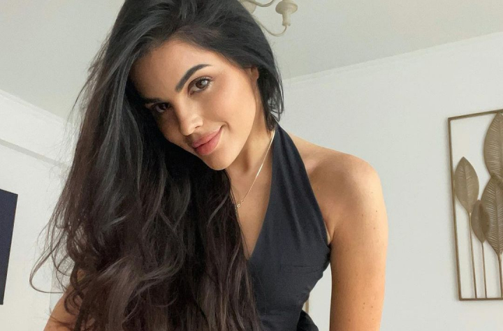 Diana Brescan a implinit 27 de ani! Vezi cum a inceput dimineata interpretei de ziua sa de nastere, dar si ce tinuta a purtat - FOTO Diana Brescan a implinit 27 de ani! Vezi cum a inceput dimineata interpretei de ziua sa de nastere, dar si ce tinuta a purtat - FOTO