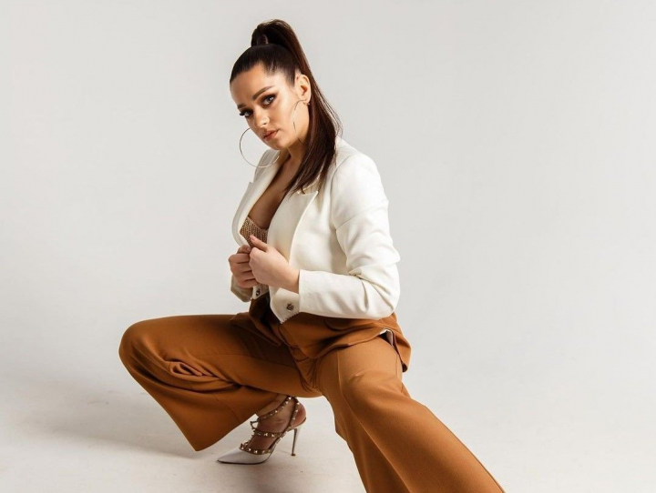 Daniela Cheltuitor - indragostita lulea de sotul ei! Vezi ce a publicat bloggerita pe Instagram: „Investiti in emotii...” - VIDEO Daniela Cheltuitor - indragostita lulea de sotul ei! Vezi ce a publicat bloggerita pe Instagram: „Investiti in emotii...” - VIDEO