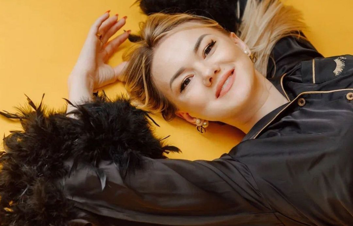 Este admirata de sute de mii de femei! Afla povestea Rodicai Untila, una dintre cele mai urmarite bloggerite din Moldova: „La inceput filmam un story de 15 secunde in 30 de minute” - VIDEO Este admirata de sute de mii de femei! Afla povestea Rodicai Untila, una dintre cele mai urmarite bloggerite din Moldova: „La inceput filmam un story de 15 secunde in 30 de minute” - VIDEO