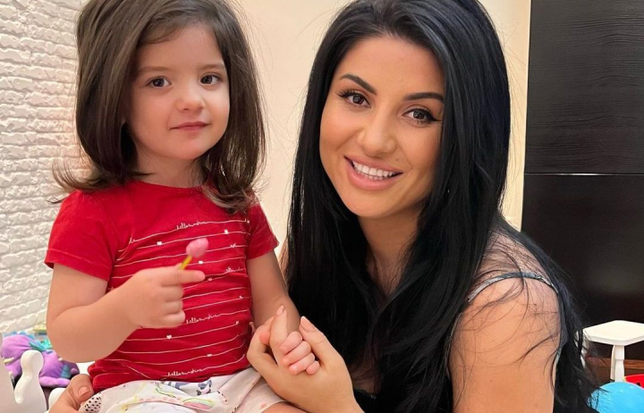 Face fapte bune si pentru animale! Svetlana Sainsus a adoptat o pisica la rugamintea fiicei sale: „Eu o sa fiu tare sincera si o sa spun...” - VIDEO Face fapte bune si pentru animale! Svetlana Sainsus a adoptat o pisica la rugamintea fiicei sale: „Eu o sa fiu tare sincera si o sa spun...” - VIDEO