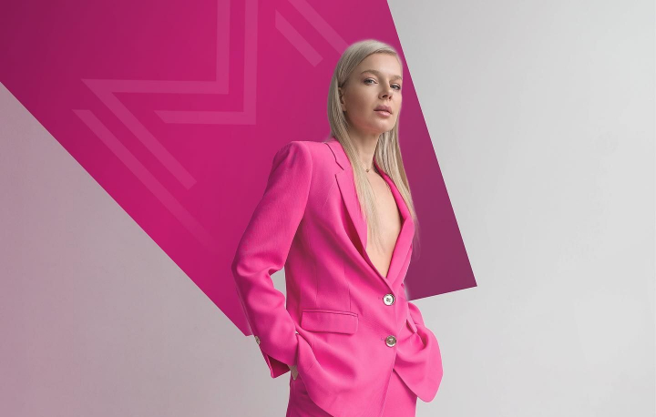 Mira Mia – stil si calitate! Vezi ce poti gasi intr-un nou magazin de haine din capitala: „Ai de unde alege, as cheltui toti banii aici...” - VIDEO Mira Mia – stil si calitate! Vezi ce poti gasi intr-un nou magazin de haine din capitala: „Ai de unde alege, as cheltui toti banii aici...” - VIDEO