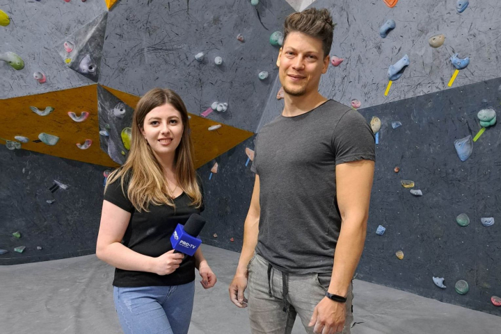 Bouldering – forta, rezistenta si dinamica! Descopera sportul distractiv care poate inlocui vizitele la sala de forta: „Este un fel de alpinism...” - VIDEO Bouldering – forta, rezistenta si dinamica! Descopera sportul distractiv care poate inlocui vizitele la sala de forta: „Este un fel de alpinism...” - VIDEO