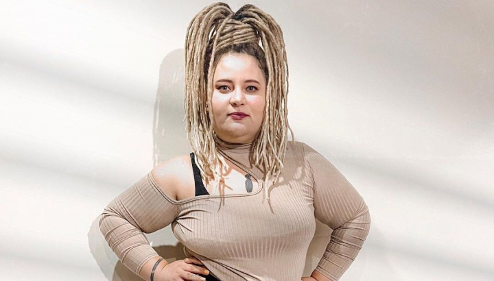 Cristina Miron isi uimeste urmaritorii! Vezi cum a pozat boggerita: „Pierduta pe strazile Romei” - FOTO Cristina Miron isi uimeste urmaritorii! Vezi cum a pozat boggerita: „Pierduta pe strazile Romei” - FOTO