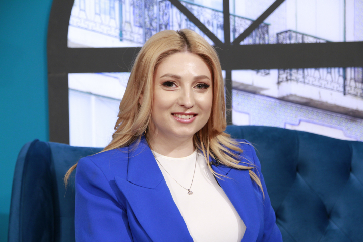 Vrei intr-o vacanta gratuita de 5 zile si 4 nopti la Dubai? Vezi de la Angela Bulmaga cum poti beneficia de aceasta oferta: „Investind 5 procente au dreptul de a...” - VIDEO Vrei intr-o vacanta gratuita de 5 zile si 4 nopti la Dubai? Vezi de la Angela Bulmaga cum poti beneficia de aceasta oferta: „Investind 5 procente au dreptul de a...” - VIDEO