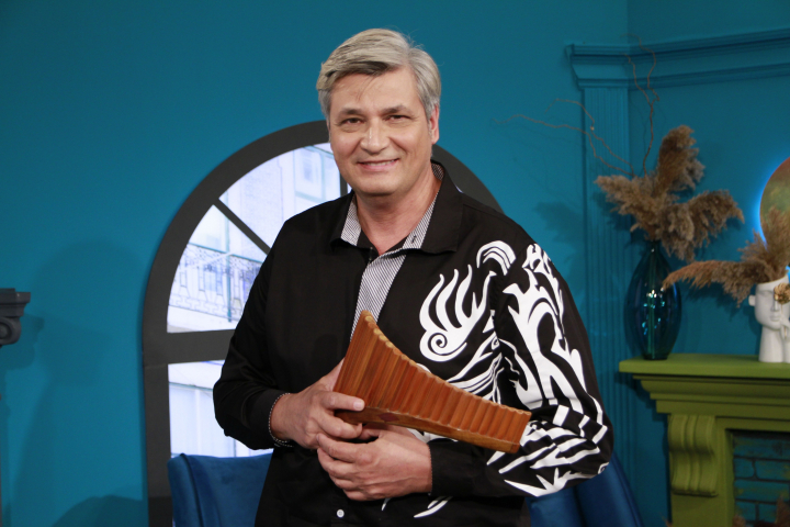 Constantin Moscovici atinge noi culmi! Vezi ce spune naistul despre turneul sau la Riga: „De trei ori am cantat la bis” - VIDEO Constantin Moscovici atinge noi culmi! Vezi ce spune naistul despre turneul sau la Riga: „De trei ori am cantat la bis” - VIDEO