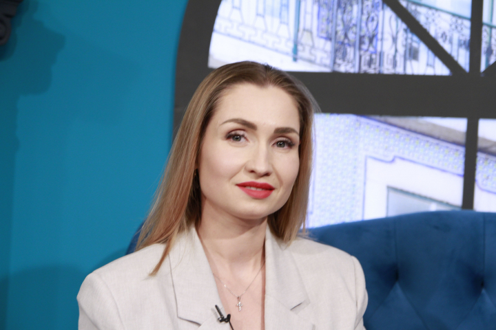 A facut cursuri de perfectionare mai neobisnuite! Cosmetologul Ala Manoli: „Este ceva foarte important si profund pentru un specialist care injecteaza” - VIDEO A facut cursuri de perfectionare mai neobisnuite! Cosmetologul Ala Manoli: „Este ceva foarte important si profund pentru un specialist care injecteaza” - VIDEO