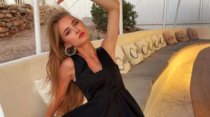 Artistii nostri ne duc faima peste hotarele tarii! Naista Adriana Babin a cantat la Londra alaturi de Irina Rimes si Surorile Osoianu: „A fost o prima experienta pentru mine sa cant altceva decat muzica folclorica” - VIDEO Artistii nostri ne duc faima peste hotarele tarii! Naista Adriana Babin a cantat la Londra alaturi de Irina Rimes si Surorile Osoianu: „A fost o prima experienta pentru mine sa cant altceva decat muzica folclorica” - VIDEO