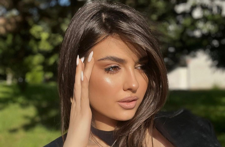 Camelia Ursu - asemanare izbitoare cu o actrita din filmele turcesti! Internautii au asaltat-o cu mesaje - FOTO Camelia Ursu - asemanare izbitoare cu o actrita din filmele turcesti! Internautii au asaltat-o cu mesaje - FOTO