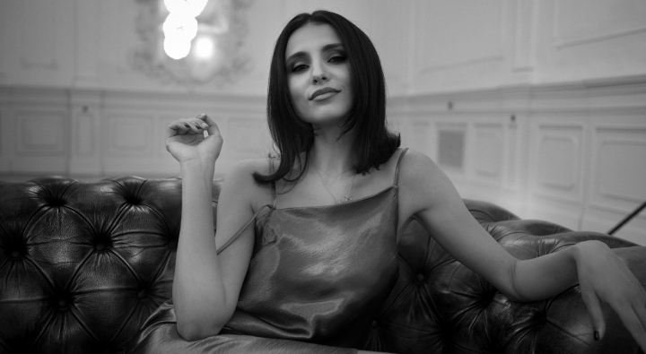 Valentina Nafornita - mai fericita ca niciodata dupa ce si-a cumparat masina de lux! Afla ce suma a scos din buzunar soprana pentru noua achizitie - FOTO/VIDEO Valentina Nafornita - mai fericita ca niciodata dupa ce si-a cumparat masina de lux! Afla ce suma a scos din buzunar soprana pentru noua achizitie - FOTO/VIDEO