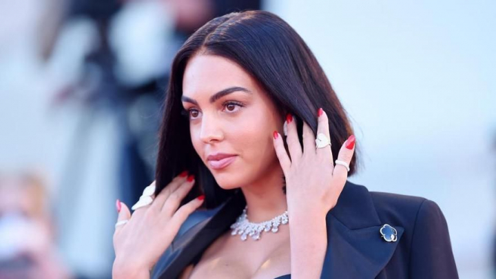 Mama lui Cristiano Ronaldo a vorbit despre despartirea fiului ei de Georgina Rodriguez Mama lui Cristiano Ronaldo a vorbit despre despartirea fiului ei de Georgina Rodriguez