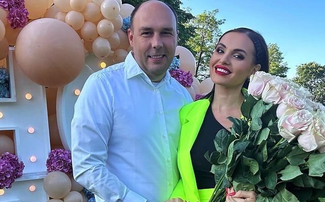 Tany Vander a anuntat sexul celui de-al doilea copil! Vezi momentul in care bloggerita si sotul ei au aflat cine e baiat sau fetita - VIDEO Tany Vander a anuntat sexul celui de-al doilea copil! Vezi momentul in care bloggerita si sotul ei au aflat cine e baiat sau fetita - VIDEO