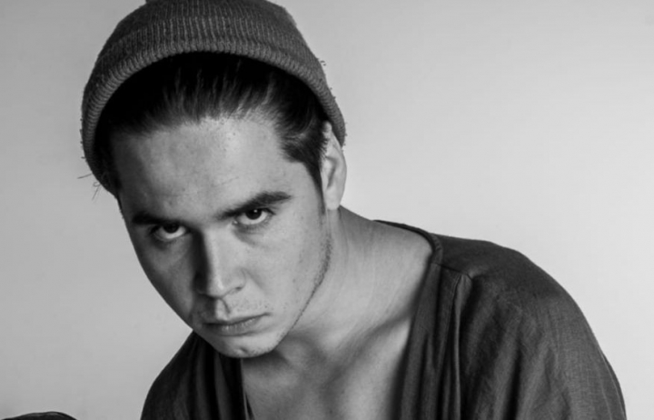 Peste 50 de mii de vizualizari in doar 17 ore! Satoshi a lansat piesa „Dansam”: „Clipul este dovada clara ca interactiunea cu fanii e una speciala” - VIDEO Peste 50 de mii de vizualizari in doar 17 ore! Satoshi a lansat piesa „Dansam”: „Clipul este dovada clara ca interactiunea cu fanii e una speciala” - VIDEO