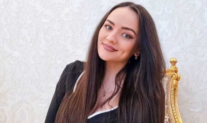 Luciana Spinu - prima aparitie publica alaturi de sotul ei! Proaspetii parinti l-au botezat pe micutul Marius. Vezi cum a fost sarbatoarea: „Suntem fericiti” - VIDEO Luciana Spinu - prima aparitie publica alaturi de sotul ei! Proaspetii parinti l-au botezat pe micutul Marius. Vezi cum a fost sarbatoarea: „Suntem fericiti” - VIDEO