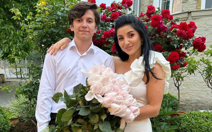 Creste un barbat adevarat! Vezi ce surpriza i-a organizat fiul Svetlanei Sainsus, de ziua ei - VIDEO Creste un barbat adevarat! Vezi ce surpriza i-a organizat fiul Svetlanei Sainsus, de ziua ei - VIDEO