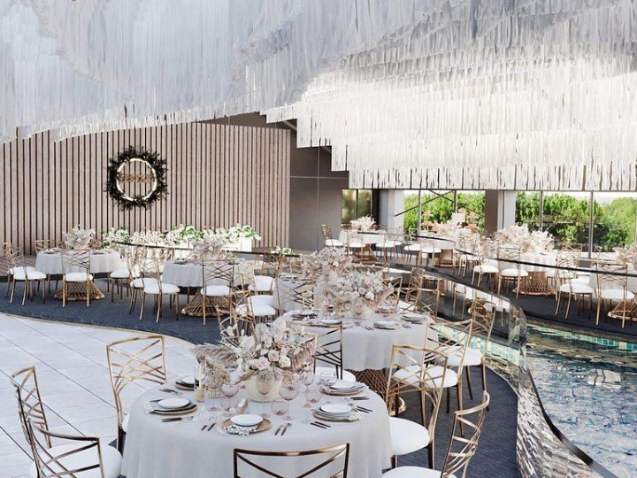 Grandis – primul restaurant pe apa din Moldova! Frumusetea restaurantului i-a cucerit pe toti. Vezi cine dintre vedetele de la noi si-a facut aparitia la eveniment  - VIDEO