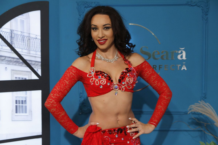 A dansat la Hong Kong! Vezi ce emotii a trait Natalia Duminica: „Am fost in locatii la care fiecare persoana ar dori sa ajunga” - VIDEO A dansat la Hong Kong! Vezi ce emotii a trait Natalia Duminica: „Am fost in locatii la care fiecare persoana ar dori sa ajunga” - VIDEO