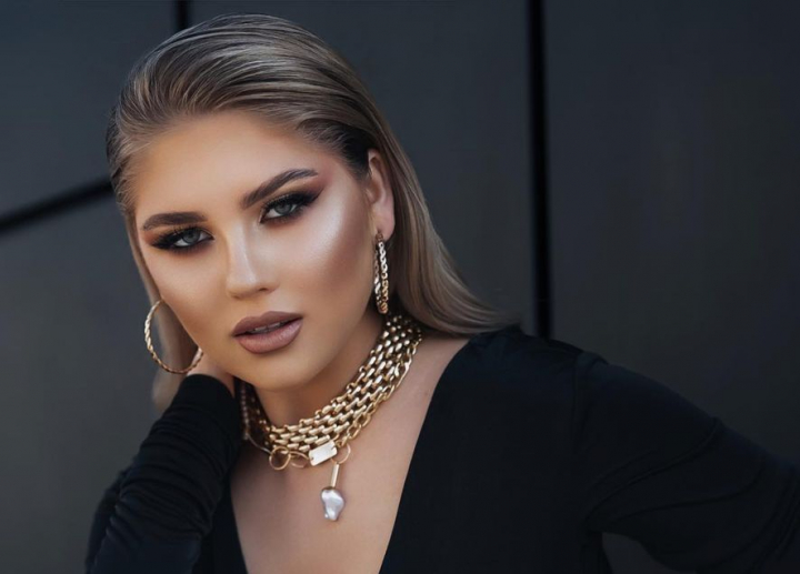 „Am o perioada in care imi revin!” Vlada Botan, tot mai sincera cu urmaritorii sai. Vezi ce mesaj a postat pe Instagram - FOTO/VIDEO
„Am o perioada in care imi revin!” Vlada Botan, tot mai sincera cu urmaritorii sai. Vezi ce mesaj a postat pe Instagram - FOTO/VIDEO