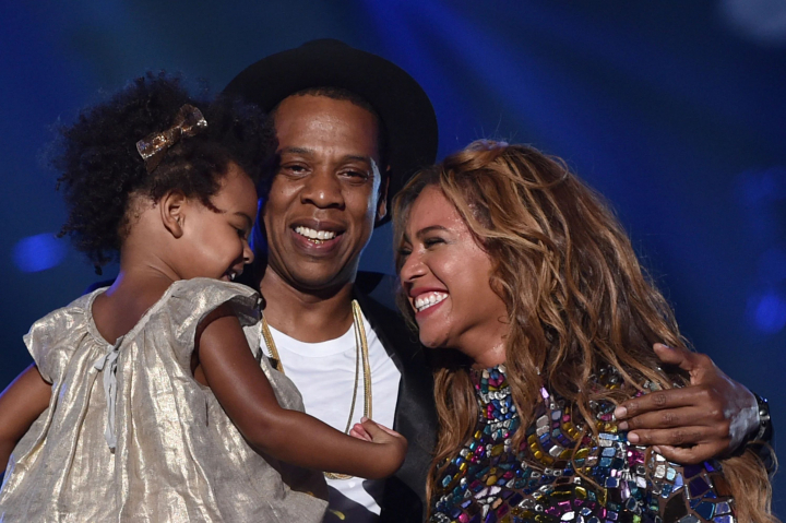 Cat de mult a crescut! Cum arata in prezent fiica cea mare a lui Beyonce si Jay-Z, in varsta de 11 ani - FOTO Cat de mult a crescut! Cum arata in prezent fiica cea mare a lui Beyonce si Jay-Z, in varsta de 11 ani - FOTO