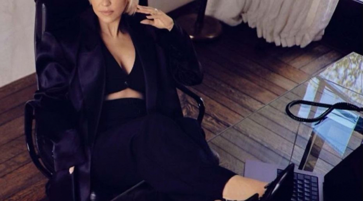Una din surorile Kardashian vrea sa parasesca emisiunea de familie! Vezi cine e, dar si ce motive are - FOTO Una din surorile Kardashian vrea sa parasesca emisiunea de familie! Vezi cine e, dar si ce motive are - FOTO