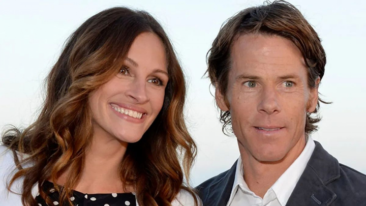 Julia Roberts si sotul ei Daniel Moder - de 21 de ani impreuna. Vezi cum si-a felicitat sotul Julia Roberts si sotul ei Daniel Moder - de 21 de ani impreuna. Vezi cum si-a felicitat sotul