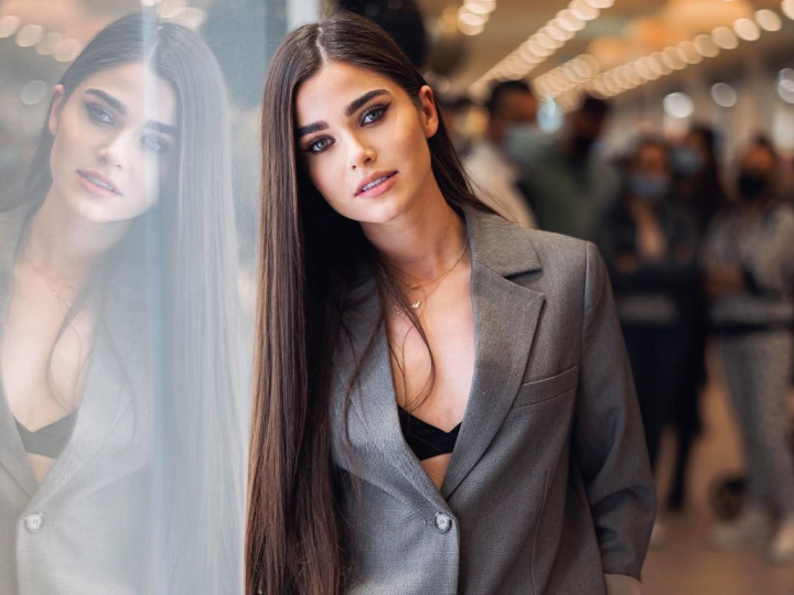 Cum arata Theo Rose la aproape o luna de cand l-a adus pe lume pe Sasha Ioan. Artista are o silueta de invidiat - FOTO Cum arata Theo Rose la aproape o luna de cand l-a adus pe lume pe Sasha Ioan. Artista are o silueta de invidiat - FOTO