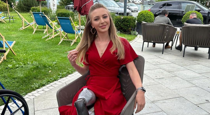 Emotionant! Marcela Paladi - primii pasi in ritm de vals: „Dulcea si tandra mea fiara mi-a dat imbold si motivatie sa dansez” - VIDEO Emotionant! Marcela Paladi - primii pasi in ritm de vals: „Dulcea si tandra mea fiara mi-a dat imbold si motivatie sa dansez” - VIDEO