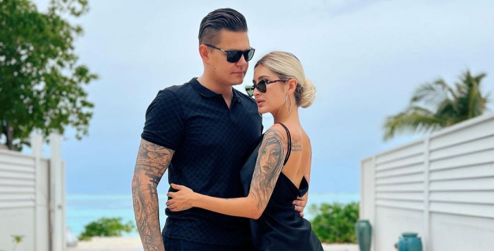Tatiana Koberidze si sotul ei sarbatoresc nunta de flori! Cum aratau cei doi acum 4 ani, dar si ce tinute au purtat in ziua cea mare - FOTO Tatiana Koberidze si sotul ei sarbatoresc nunta de flori! Cum aratau cei doi acum 4 ani, dar si ce tinute au purtat in ziua cea mare - FOTO