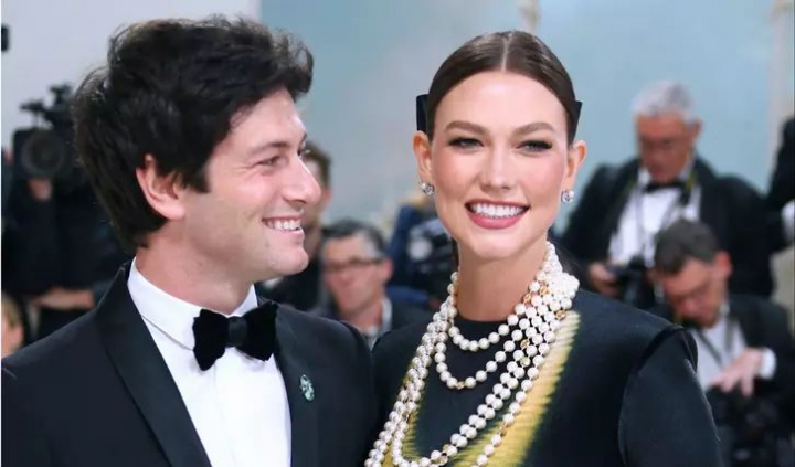Karlie Kloss si sotul ei, Joshua Kushner, au devenit parinti pentru a doua oara Karlie Kloss si sotul ei, Joshua Kushner, au devenit parinti pentru a doua oara