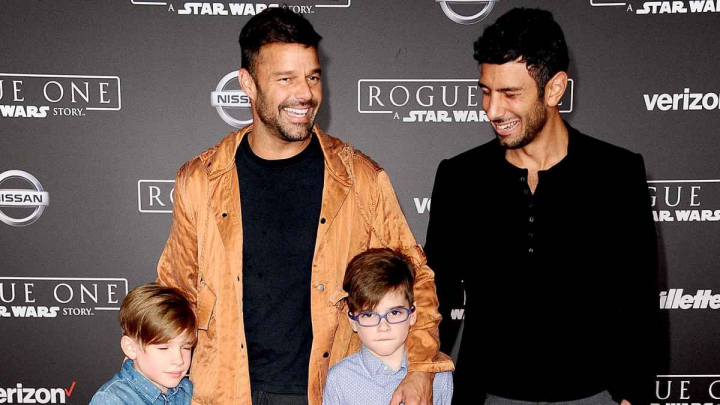 Cum arata gemenii lui Ricky Martin la 14 ani. Matteo si Valentino sunt rasfatati de tatal lor - FOTO Cum arata gemenii lui Ricky Martin la 14 ani. Matteo si Valentino sunt rasfatati de tatal lor - FOTO