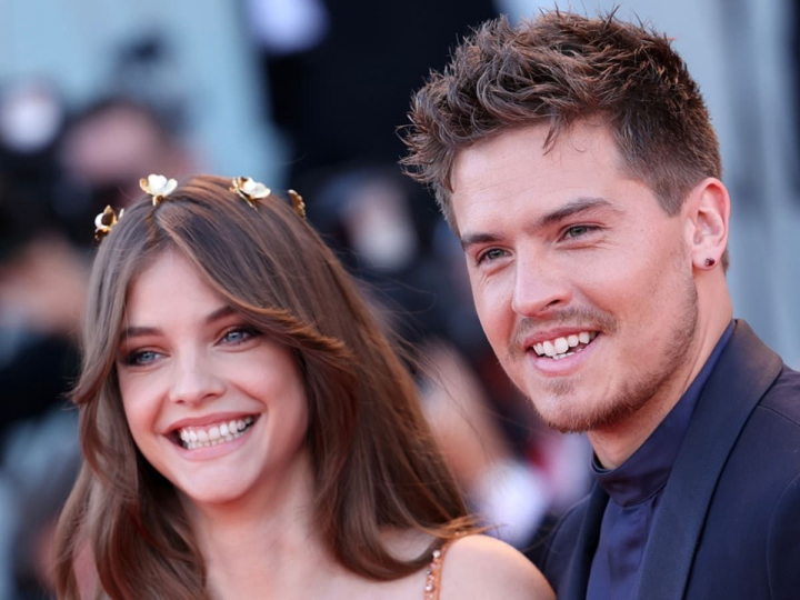 Barbara Palvin si Dylan Sprouse s-au casatorit in cadrul unei ceremonii discrete in Ungaria. Modelul a purtat doua rochii - FOTO Barbara Palvin si Dylan Sprouse s-au casatorit in cadrul unei ceremonii discrete in Ungaria. Modelul a purtat doua rochii - FOTO