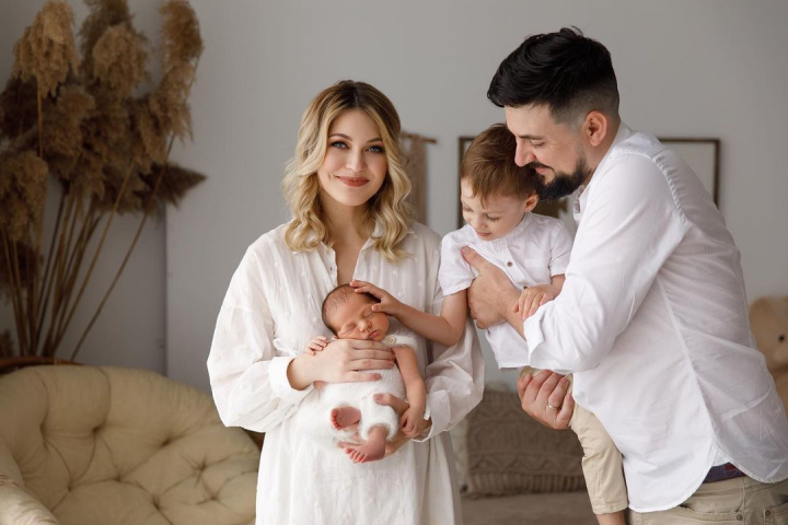 Gloria Gorceag si Vitalie Catana implinesc 6 de ani de la casatorie! Ce mesaj emotionant a publicat artista pe social media - FOTO Gloria Gorceag si Vitalie Catana implinesc 6 de ani de la casatorie! Ce mesaj emotionant a publicat artista pe social media - FOTO