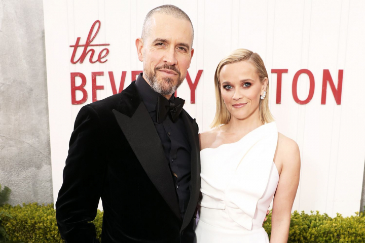 Reese Witherspoon e „istorie”! Fostul ei sot, vacanta in Costa Rica, la patru luni de la divort, cu o femeie misterioasa Reese Witherspoon e „istorie”! Fostul ei sot, vacanta in Costa Rica, la patru luni de la divort, cu o femeie misterioasa