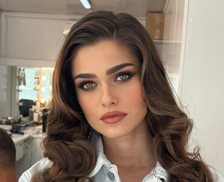 Theo Rose a scapat de toate kilogramele in plus cauzate de sarcina. Ba chiar este mai supla decat inainte - FOTO Theo Rose a scapat de toate kilogramele in plus cauzate de sarcina. Ba chiar este mai supla decat inainte - FOTO