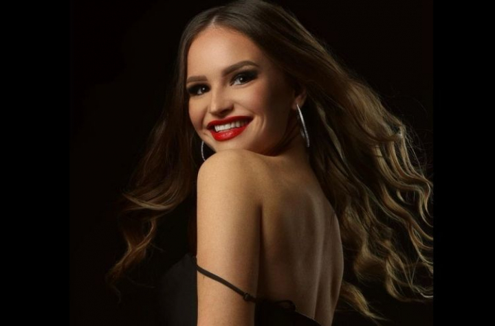 Ana Cernicova a rasfoit prin amintirile din copilarie! Soprana a publicat o fotografie de colectie alaturi de maestrul Eugen Doga - FOTO Ana Cernicova a rasfoit prin amintirile din copilarie! Soprana a publicat o fotografie de colectie alaturi de maestrul Eugen Doga - FOTO