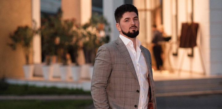 Vasile Macovei s-a insurat! Primele imagini de la cununia interpretului - FOTO/VIDEO Vasile Macovei s-a insurat! Primele imagini de la cununia interpretului - FOTO/VIDEO