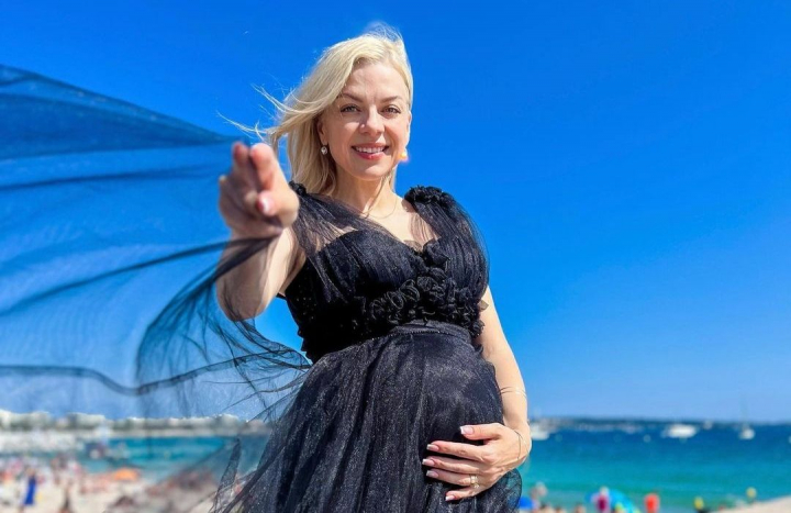 Al 9-lea copil este... Marina Carnat a dezvaluit sexul bebelusului pe care l-a nascut - VIDEO Al 9-lea copil este... Marina Carnat a dezvaluit sexul bebelusului pe care l-a nascut - VIDEO