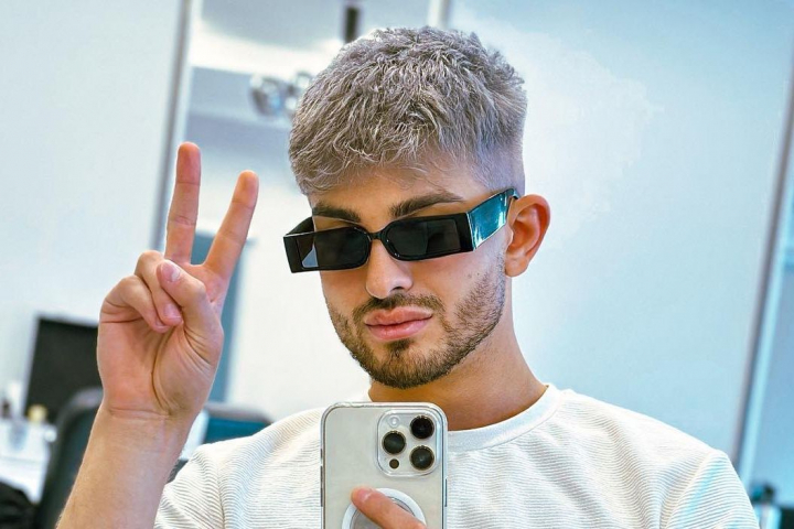 Doza de adrenalina! Johy Davis a sarit cu parasuta: „Am avut o experienta foarte...” - VIDEO
