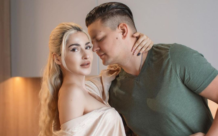 „Ma asteptam la cel putin o lacrima” Cum a reactionat sotul bloggeritei Tatiana Koberidze cand a aflat ca este insarcinata? Vezi momentul - VIDEO „Ma asteptam la cel putin o lacrima” Cum a reactionat sotul bloggeritei Tatiana Koberidze cand a aflat ca este insarcinata? Vezi momentul - VIDEO