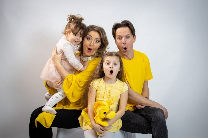 Aliona Triboi si Ghenadie Galca sarbatoresc nunta de otel! Actrita a publicat pe retelele de socializare imagini din ziua nuntii lor - FOTO Aliona Triboi si Ghenadie Galca sarbatoresc nunta de otel! Actrita a publicat pe retelele de socializare imagini din ziua nuntii lor - FOTO