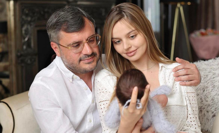 Prima vacanta alaturi de fiul lor! Unde au evadat Anastasia Fotachi si Gabriel Stati - FOTO/VIDEO Prima vacanta alaturi de fiul lor! Unde au evadat Anastasia Fotachi si Gabriel Stati - FOTO/VIDEO