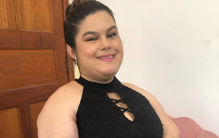 A uimit TikTok-ul cu talentul ei! Vezi cum ii reuseste unei tinere sa machieze cu gura: „Ma adaptez asa cum pot si nu ma gandesc ca...” - VIDEO A uimit TikTok-ul cu talentul ei! Vezi cum ii reuseste unei tinere sa machieze cu gura: „Ma adaptez asa cum pot si nu ma gandesc ca...” - VIDEO