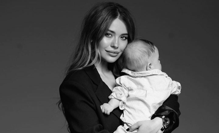 „Am flacau mare”! Gabriella Damir - filmulet de mii de like-uri alaturi de fiul ei, Avraam - VIDEO