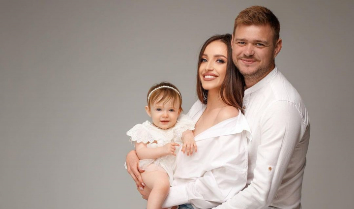 Marisha Ignat a repetat un popular trend de pe TikTok! Modul inedit prin care bloggerita a felicitat-o pe fiica ei cu ocazia zilei de nastere - VIDEO Marisha Ignat a repetat un popular trend de pe TikTok! Modul inedit prin care bloggerita a felicitat-o pe fiica ei cu ocazia zilei de nastere - VIDEO