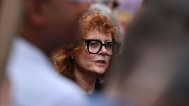 Susan Sarandon a platit 2 miloane de dolari pentru o „casa de vis”. Apoi a descoperit ca e plina de mucegai si nu are izolatie Susan Sarandon a platit 2 miloane de dolari pentru o „casa de vis”. Apoi a descoperit ca e plina de mucegai si nu are izolatie