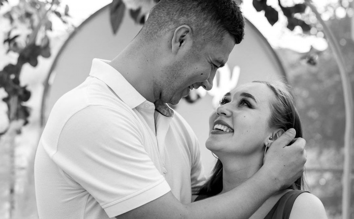 Katy Black si Cristian Cebotari au rasfoit prin arhiva! Cum aratau cei doi acum 6 ani - FOTO Katy Black si Cristian Cebotari au rasfoit prin arhiva! Cum aratau cei doi acum 6 ani - FOTO